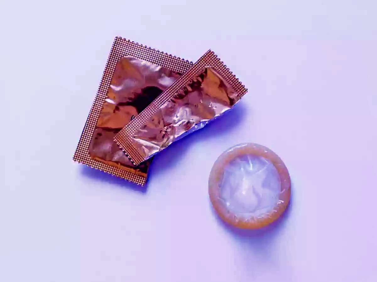 UE aprova camisinha que diz aumentar ereção Camisinha